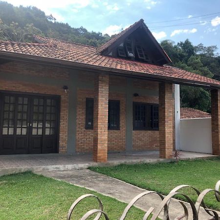 Casa Tijolinho A Vista - 150 Mt Praia Governador Celso Ramos Exterior photo
