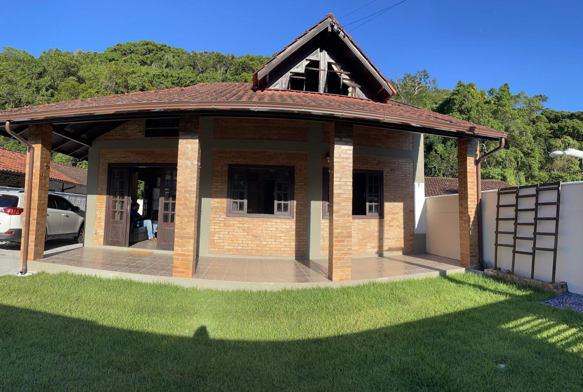 Casa Tijolinho A Vista - 150 Mt Praia Governador Celso Ramos Exterior photo